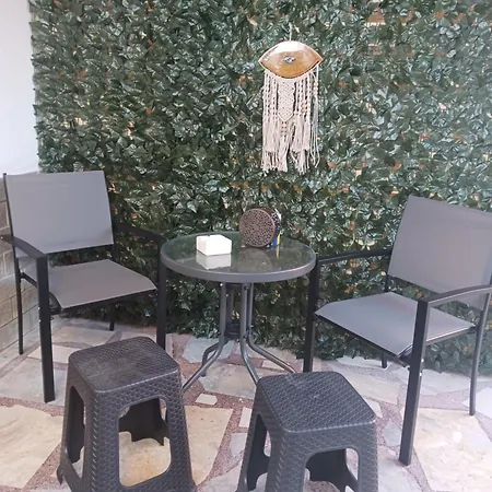 Apartamento Nefeli's House